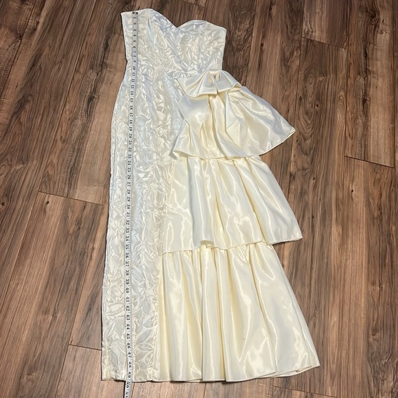 Vintage TD4 by Electra Ivory Strapless Ruffle Gown Size 9/10 – 80s Madonna Prom - Picture 7 of 14